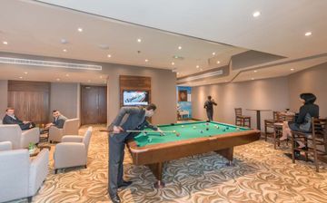 Al Diar Regency Hotel Абу Даби Екстериор снимка